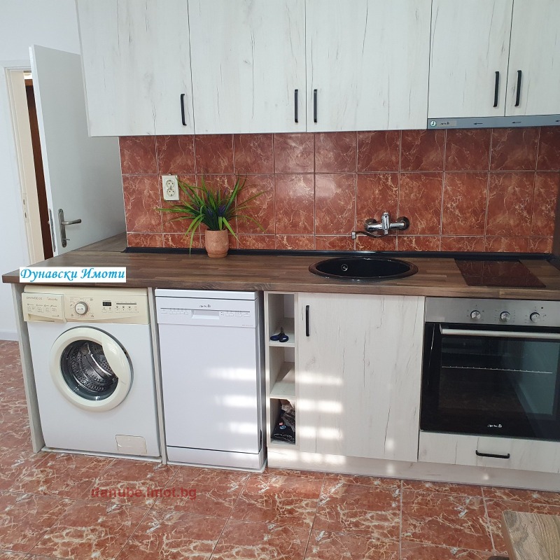 Дава под наем  2-стаен град Русе , Ялта , 74 кв.м | 93014508 - изображение [7]