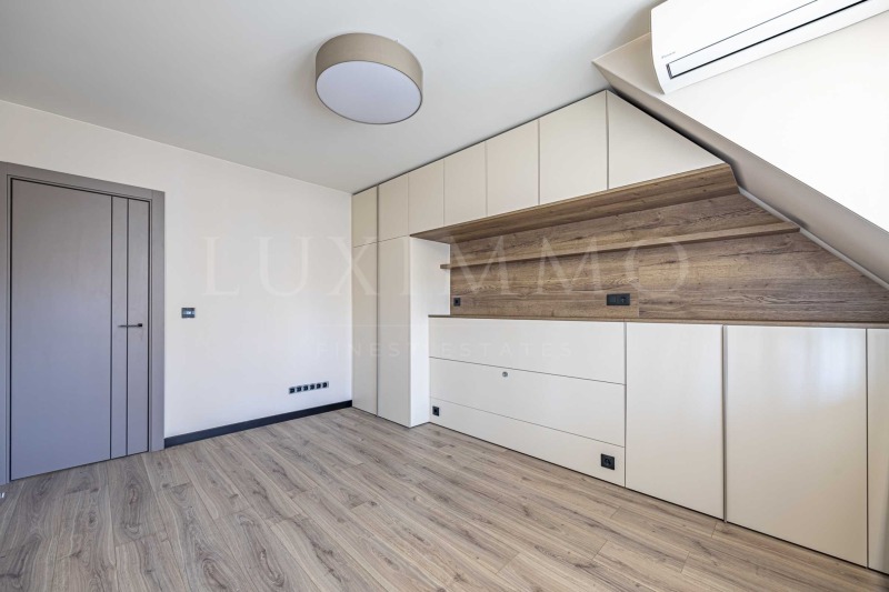 Дава под наем 4-СТАЕН, гр. София, Център, снимка 11 - Апартаменти - 52456781