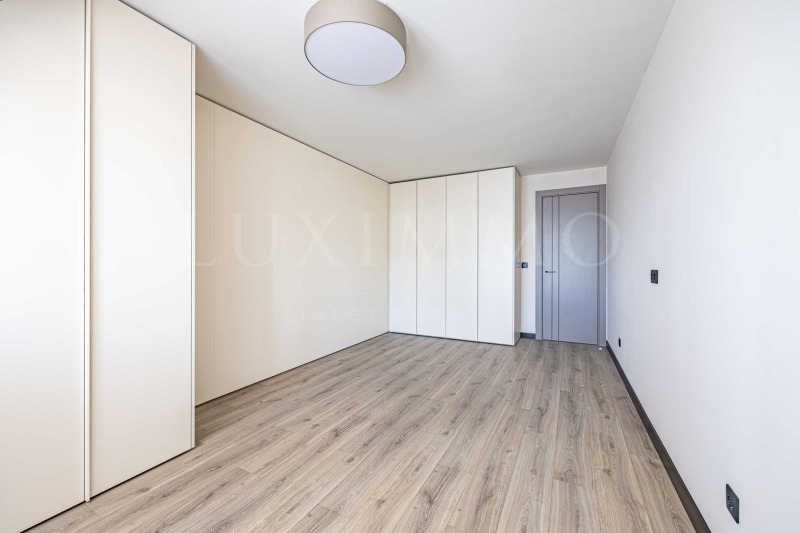 Дава под наем 4-СТАЕН, гр. София, Център, снимка 13 - Апартаменти - 52456781