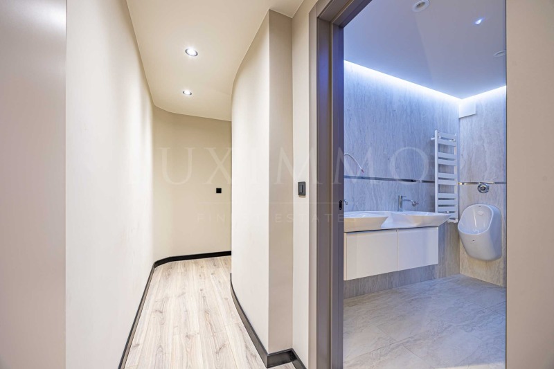 Дава под наем 4-СТАЕН, гр. София, Център, снимка 17 - Апартаменти - 52456781