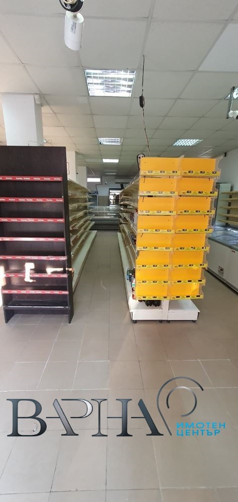 Дава под наем МАГАЗИН, гр. Варна, Цветен квартал, снимка 3 - Магазини - 53349388
