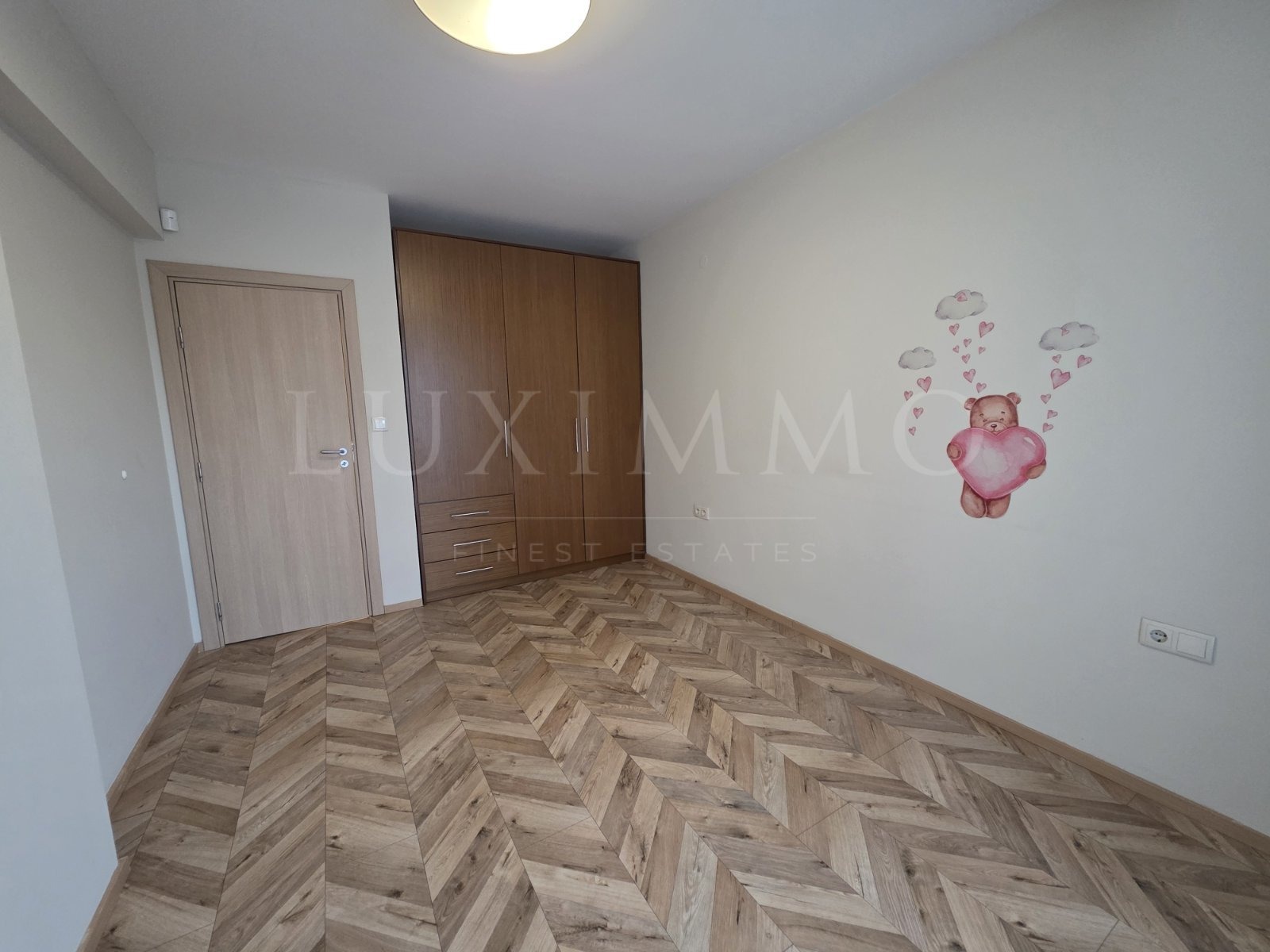 Дава под наем 3-СТАЕН, гр. София, Лозенец, снимка 3 - Апартаменти - 53075468