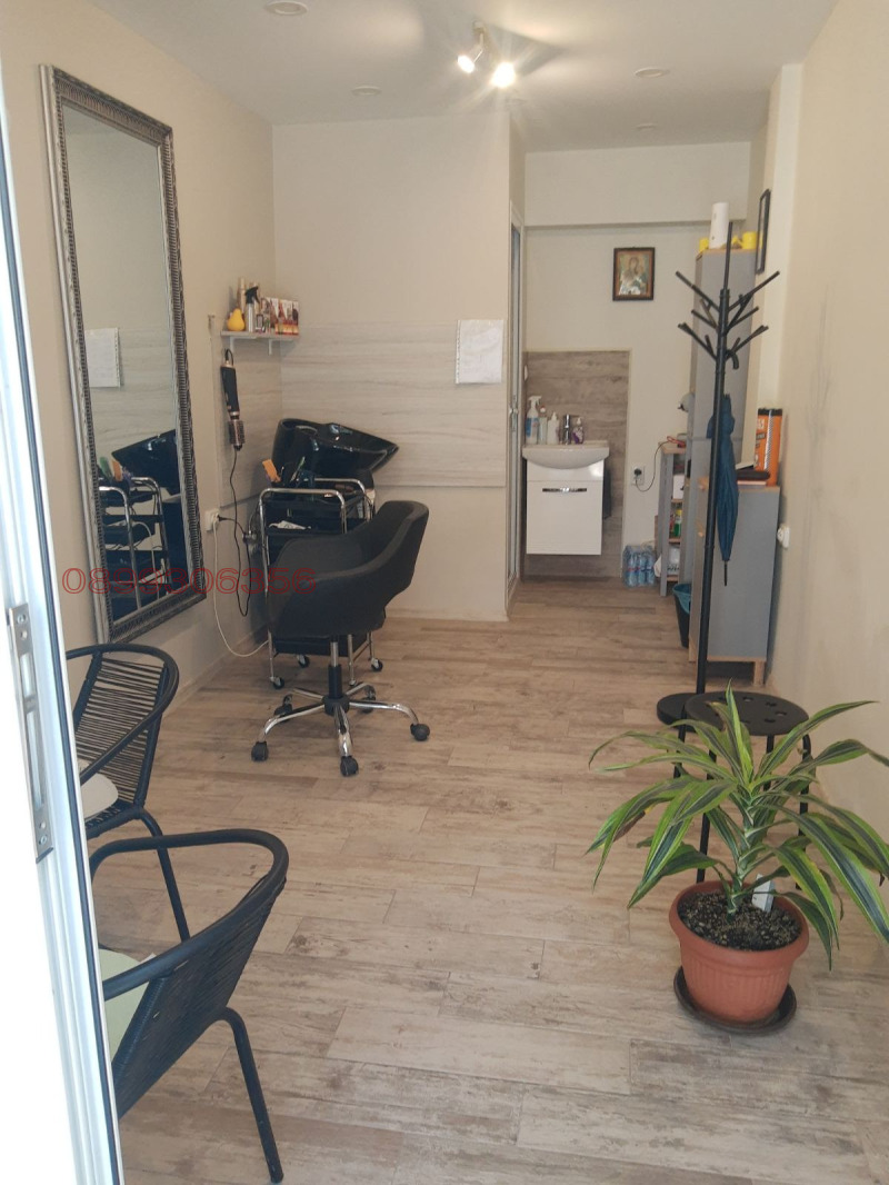 Дава под наем ЗАВЕДЕНИЕ, гр. Благоевград, Освобождение