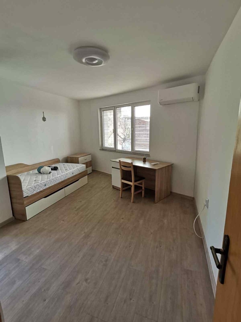 Издаје се  2 спаваће собе Пловдив , Центар , 130 м2 | 59451295 - слика [9]