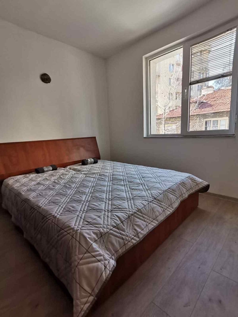 Издаје се  2 спаваће собе Пловдив , Центар , 130 м2 | 59451295 - слика [5]