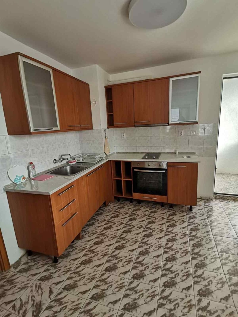 Издаје се  2 спаваће собе Пловдив , Центар , 130 м2 | 59451295 - слика [2]