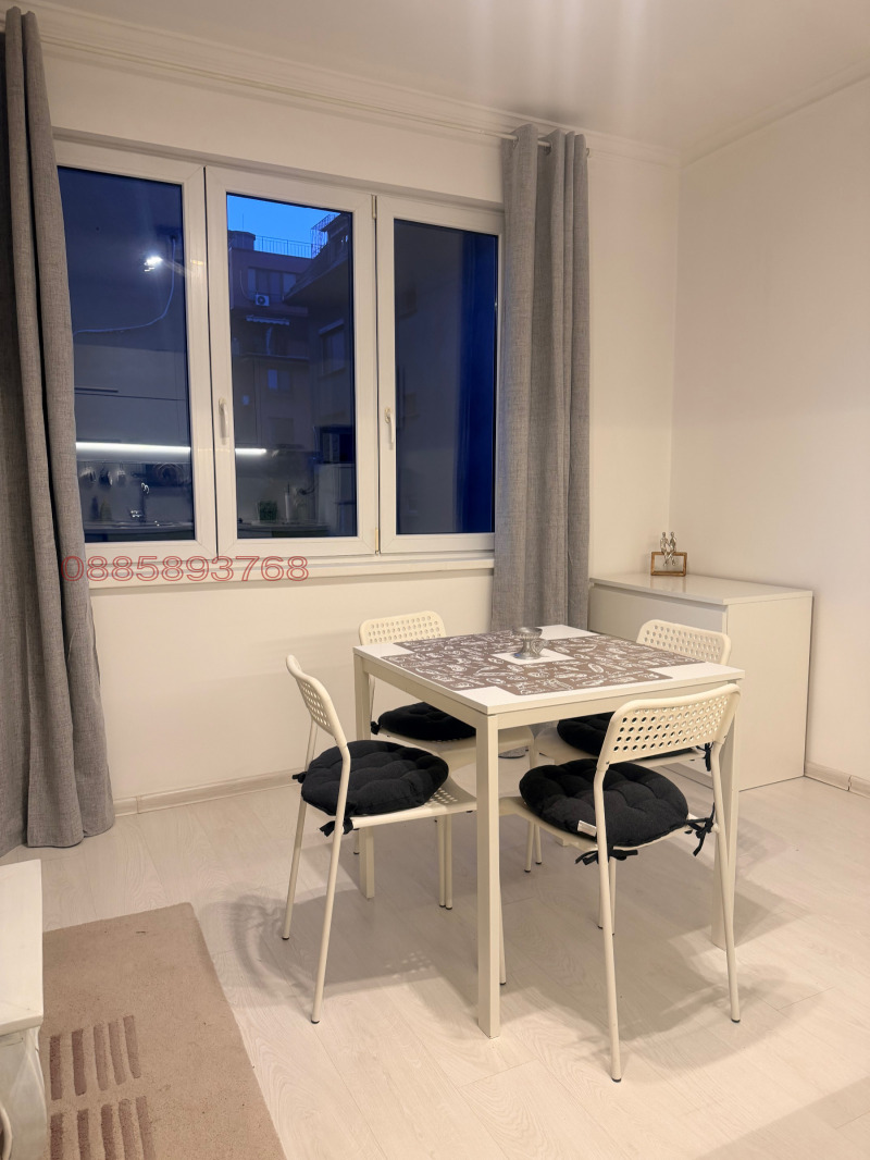 Дава под наем 2-СТАЕН, гр. София, Център, снимка 4 - Апартаменти - 53513626