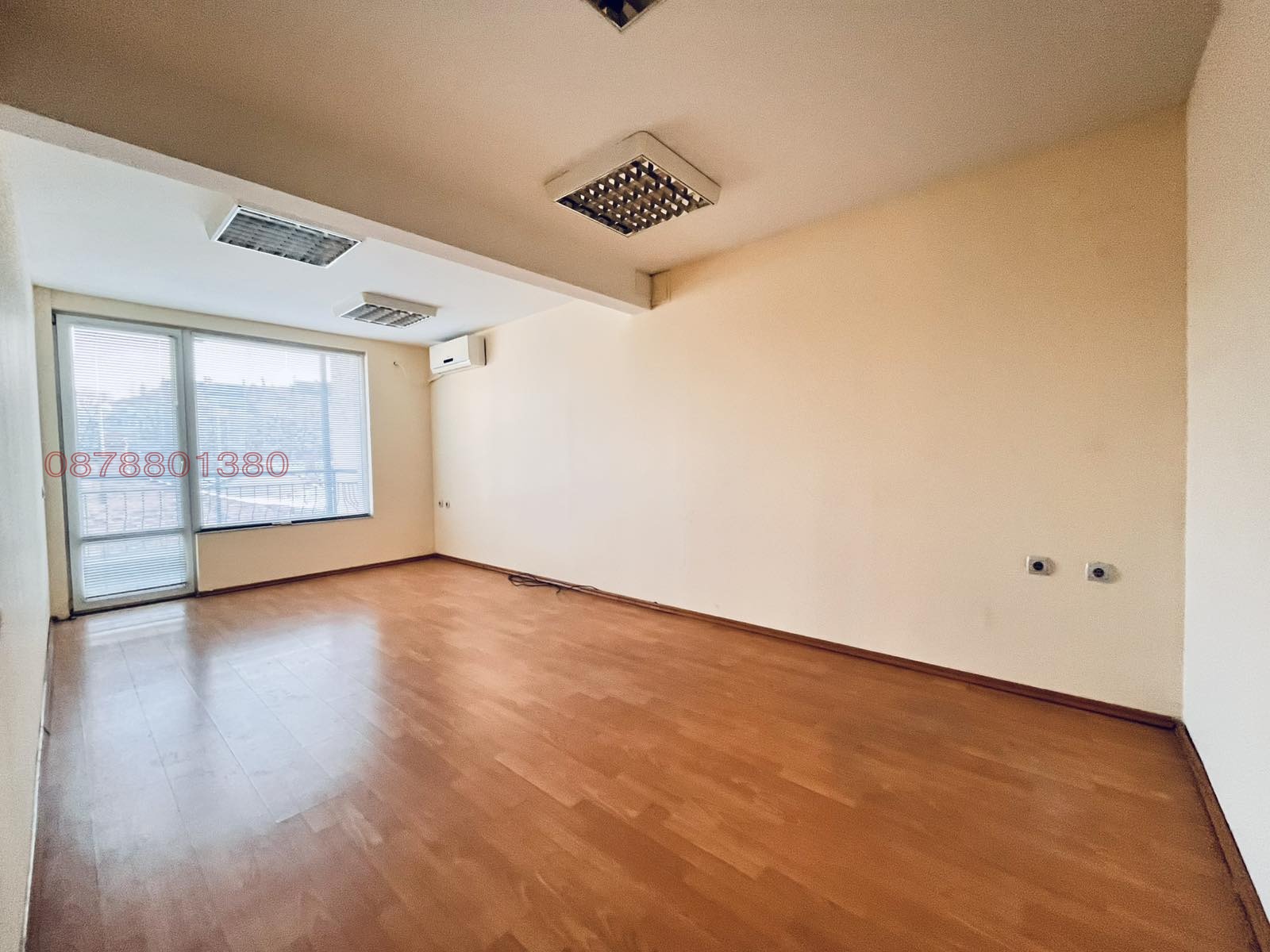 Дава под наем ОФИС, гр. Русе, Център, снимка 3 - Офиси - 53732371