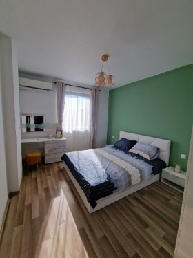 3-стаен град Пловдив, Христо Смирненски 6