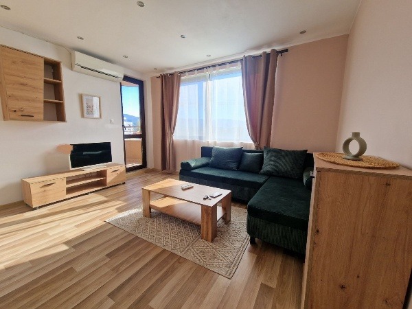 Дава под нем  3-стаен, град Пловдив, Христо Смирненски •  575 EUR • ID 24308671 — holmes.bg - [1] 