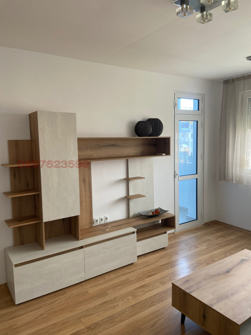 Zu vermieten  2 Schlafzimmer Stara Zagora , Tri tschutschura - sewer , 65 qm | 35727551