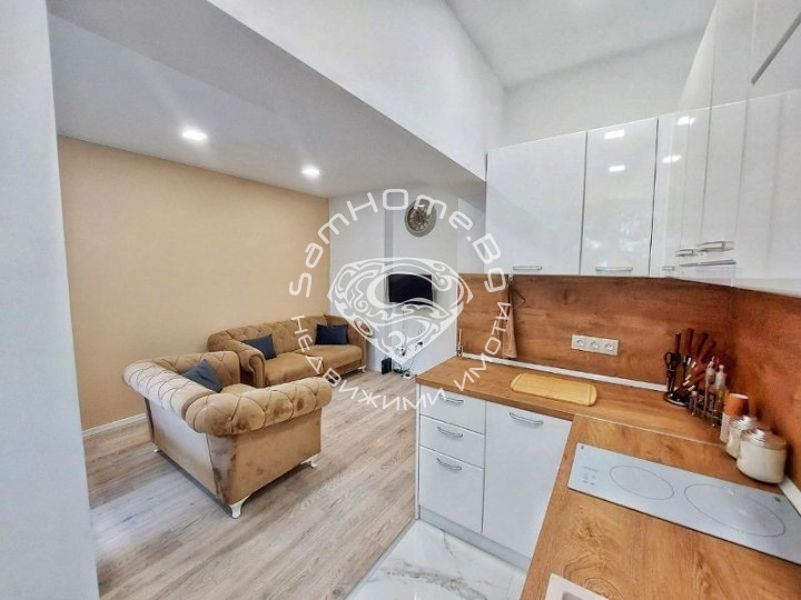 Дава под наем 3-СТАЕН, гр. Варна, Бизнес хотел, снимка 4 - Апартаменти - 53348472