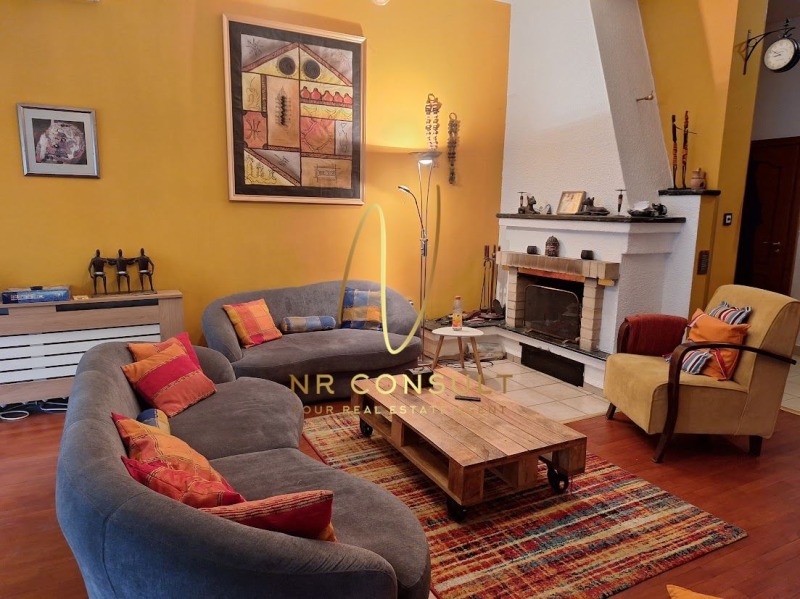 Zu vermieten  3 Schlafzimmer Sofia , Lagera , 200 qm | 11210727 - Bild [2]