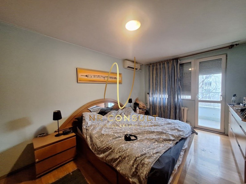 Zu vermieten  3 Schlafzimmer Sofia , Lagera , 200 qm | 11210727 - Bild [10]