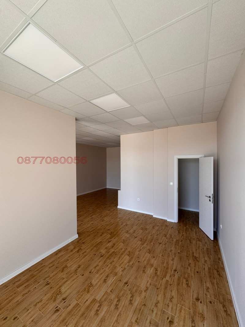 Дава под наем МАГАЗИН, гр. Пловдив, Христо Смирненски, снимка 7 - Магазини - 52779388