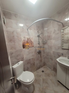 1 chambre Mladejki Halm, Plovdiv 4