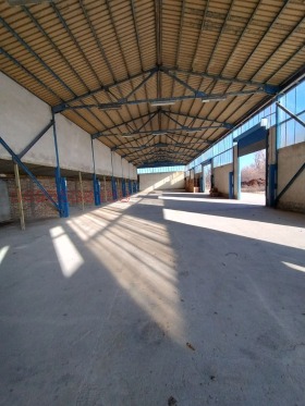 ПРОМ. ПОМЕЩЕНИЕ, 900 m2