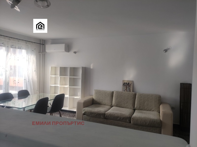 Zu vermieten  1 Schlafzimmer Sofia , Belite brezi , 75 qm | 61083444 - Bild [6]