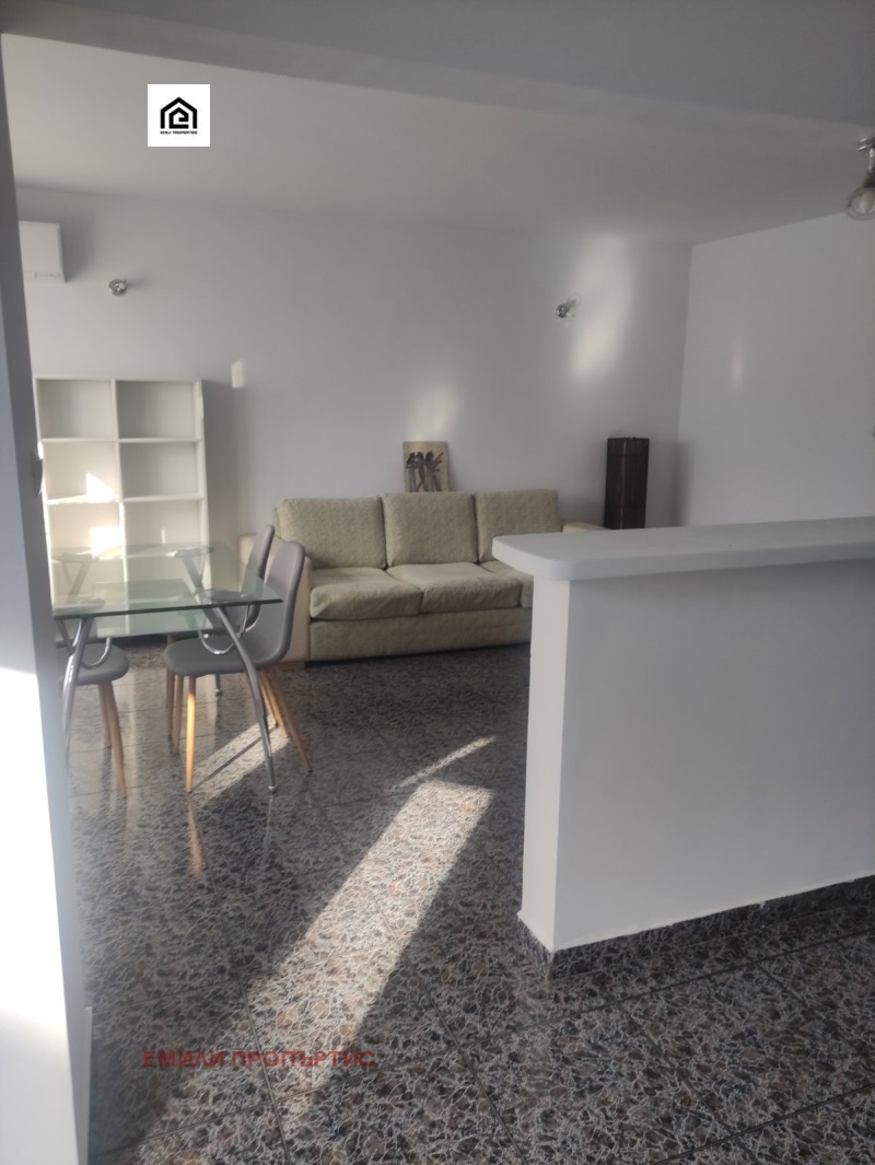 Zu vermieten  1 Schlafzimmer Sofia , Belite brezi , 75 qm | 61083444 - Bild [4]