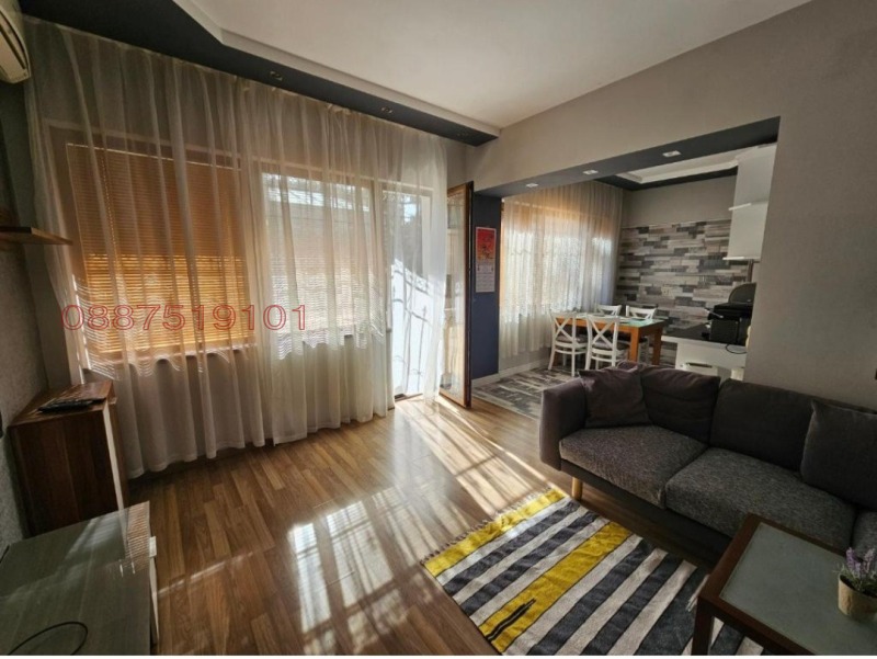 Дава под наем 3-СТАЕН, гр. Варна, ВИНС-Червен площад