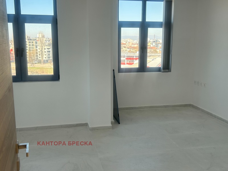 Дава под наем ОФИС, гр. Пловдив, Център, снимка 4 - Офиси - 53107005