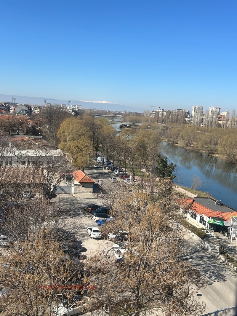 Дава под наем ОФИС, гр. Пловдив, Център, снимка 13 - Офиси - 53107005