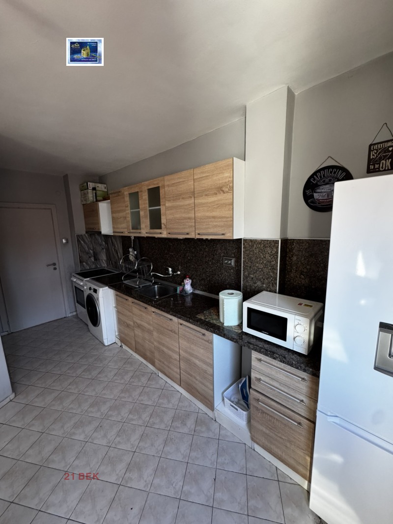 Дава под наем 3-СТАЕН, гр. Пловдив, Център, снимка 12 - Апартаменти - 53176382