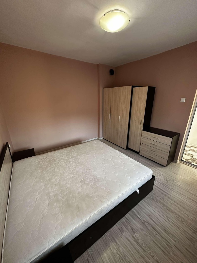 Дава под наем ЕТАЖ ОТ КЪЩА, гр. Варна, Цветен квартал, снимка 5 - Етаж от къща - 52988066