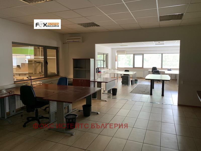 For Rent  Industrial building Plovdiv , Industrialna zona - Sever , 3739 sq.m | 14040043 - image [2]