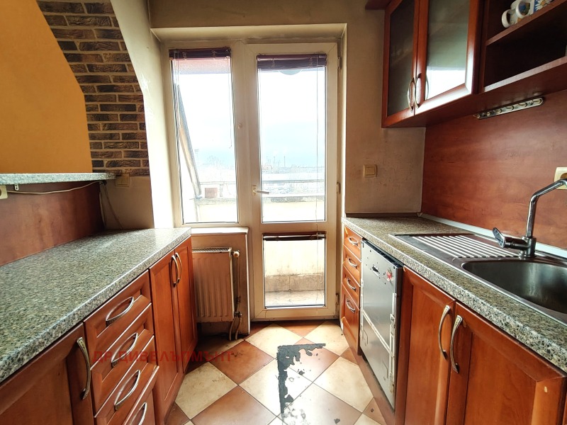 Дава под наем 3-СТАЕН, гр. София, Хаджи Димитър, снимка 8 - Апартаменти - 53278730