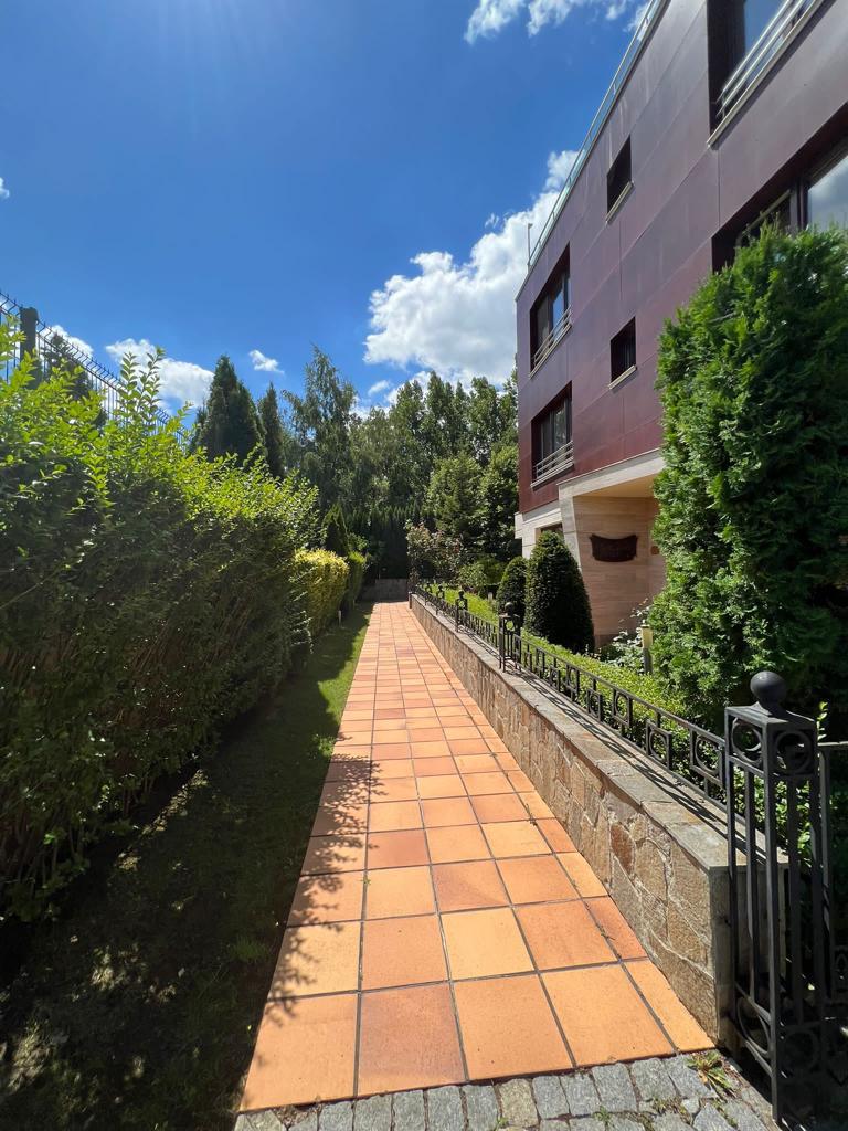 Da affittare  3 camere da letto Sofia , Boiana , 200 mq | 75858288