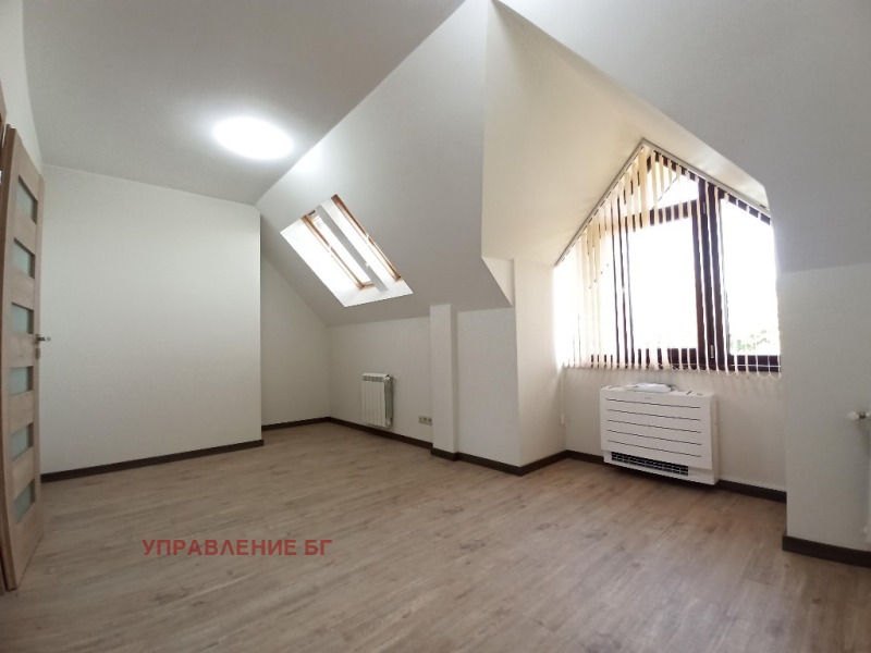 Te huur  Huis Sofia , Malinova dolina , 275 m² | 58597826 - afbeelding [15]