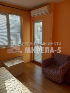 Studio Vazraždane, Ruse