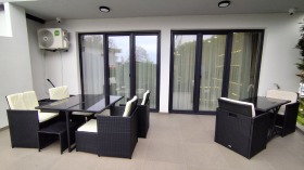 ����� ���� ��� ���� ����,���� �����, �-� ������>