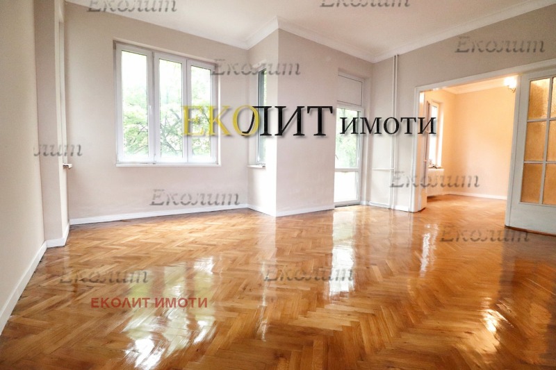 Te huur  Kantoor Sofia , Tsentar , 107 m² | 29721506