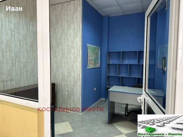 Дава под наем МАГАЗИН, гр. Пловдив, Кючук Париж, снимка 4 - Магазини - 53091743