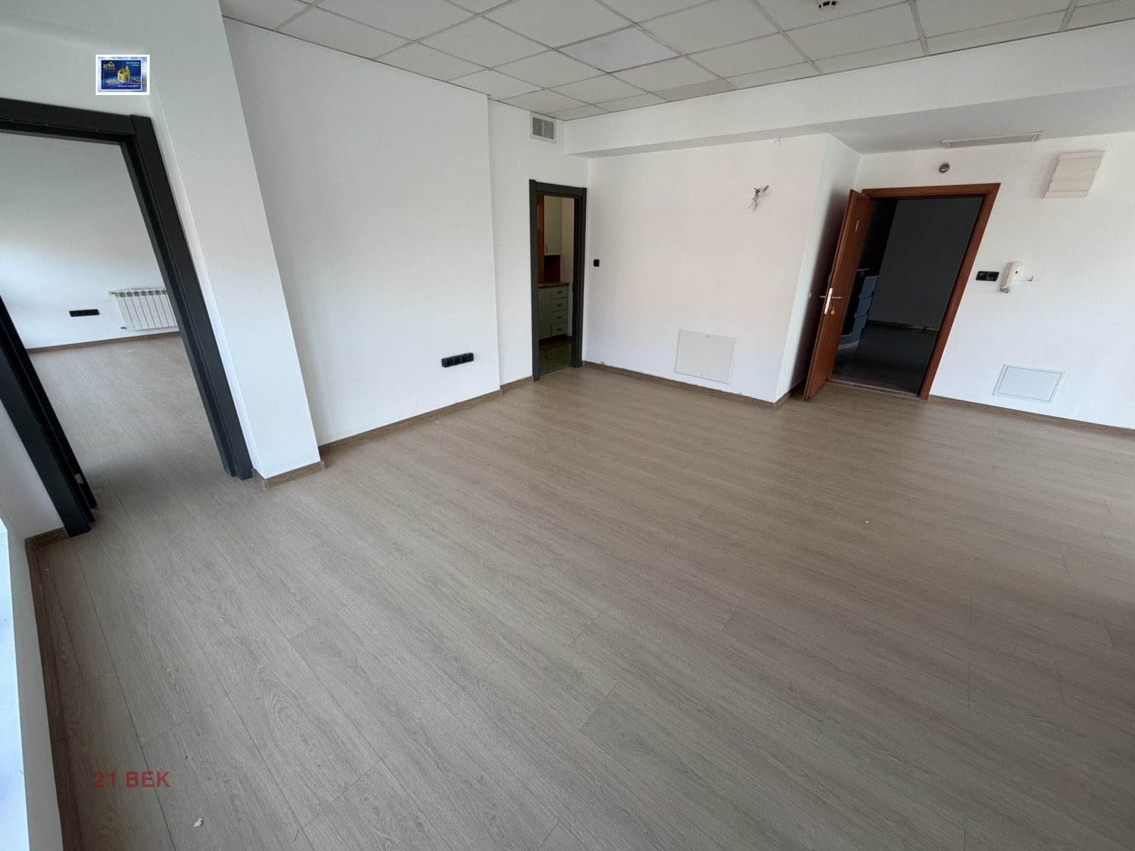 Дава под наем ОФИС, гр. Пловдив, Кършияка, снимка 5 - Офиси - 56080332