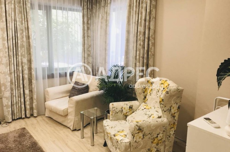 De inchiriat  1 dormitor Sofia , Țentâr , 60 mp | 98963289 - imagine [2]