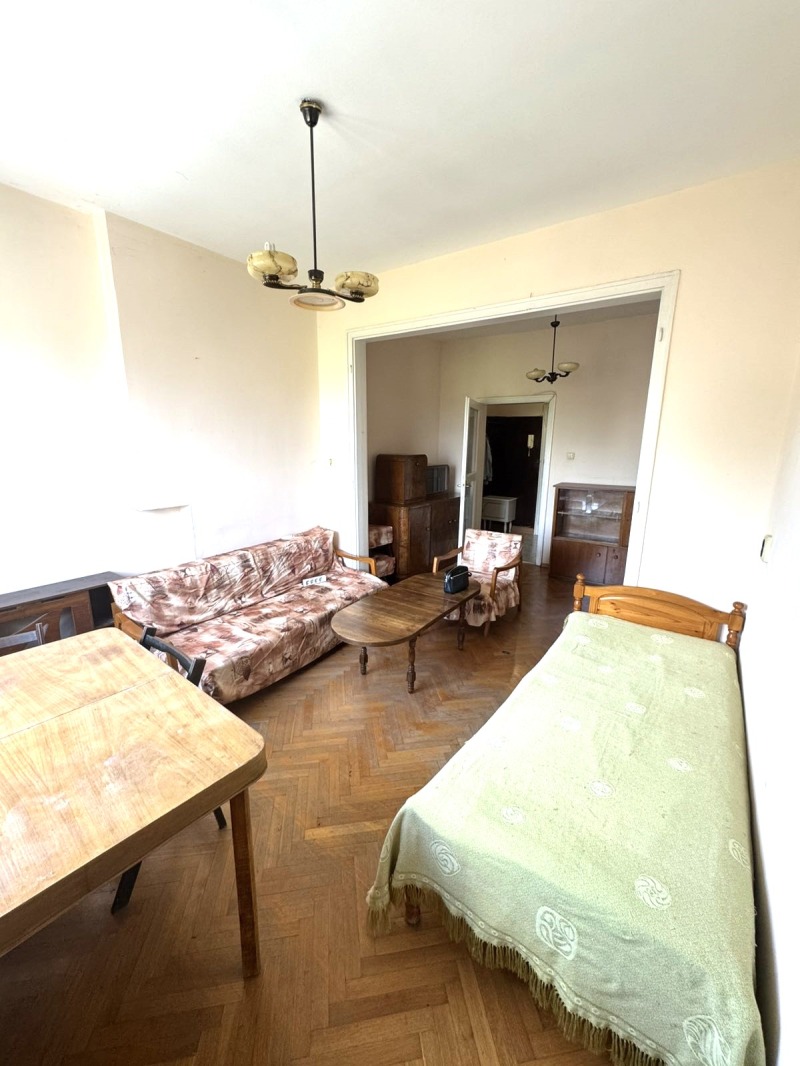 В аренду  1 спальня София , Оборище , 72 кв.м | 92975778