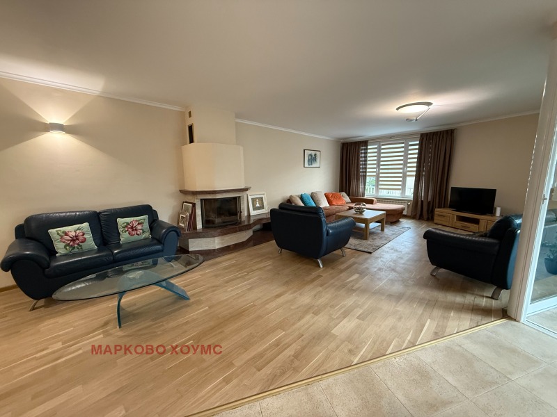 De inchiriat  3+ dormitor Sofia , Iztoc , 174 mp | 95370138