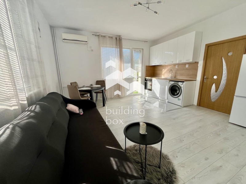Дава под нем  2-стаен, град София, Яворов •  630 EUR • ID 87897157 — holmes.bg - [1] 