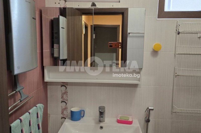 Дава под наем 3-СТАЕН, гр. Пловдив, Кючук Париж, снимка 13 - Апартаменти - 53153853