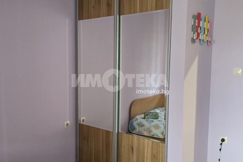 Дава под наем 3-СТАЕН, гр. Пловдив, Кючук Париж, снимка 8 - Апартаменти - 53153853