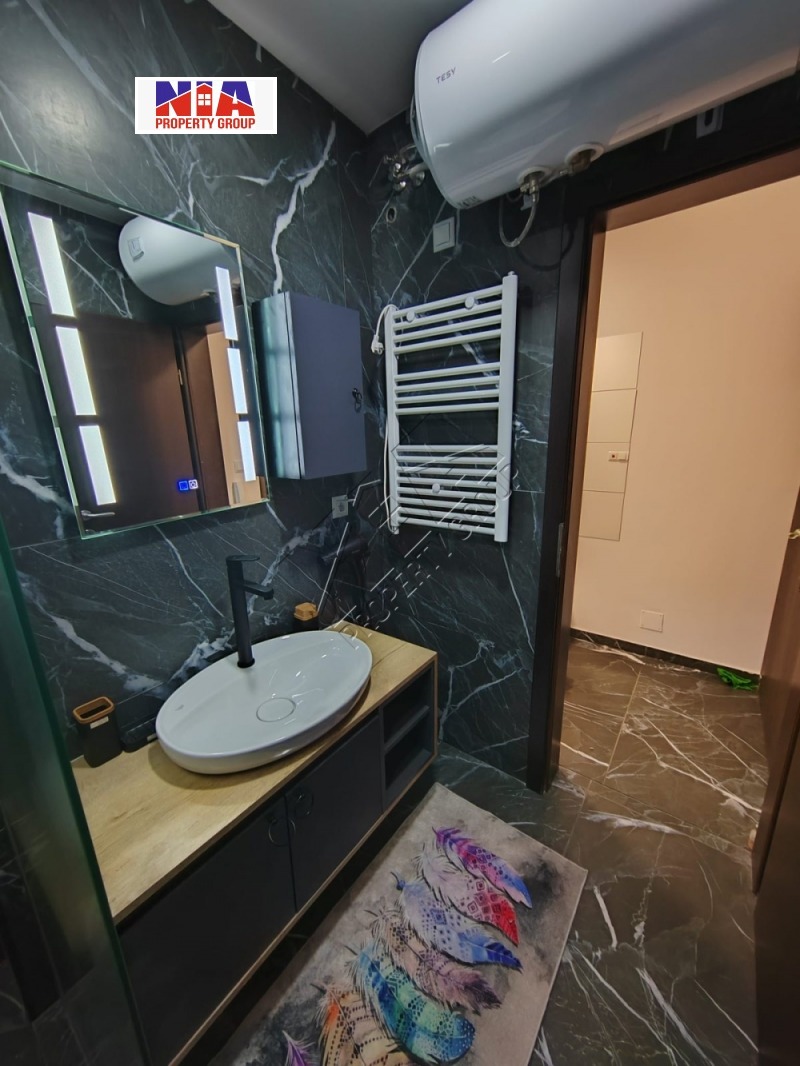 Дава под наем МНОГОСТАЕН, гр. Бургас, Лазур, снимка 15 - Апартаменти - 53542760