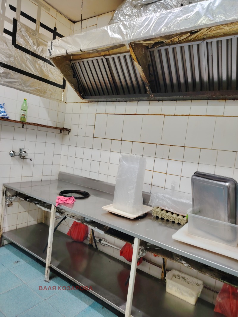 K pronájmu  Bar; Kavárna Pleven , Idealen centar , 276 m2 | 87746548 - obraz [5]