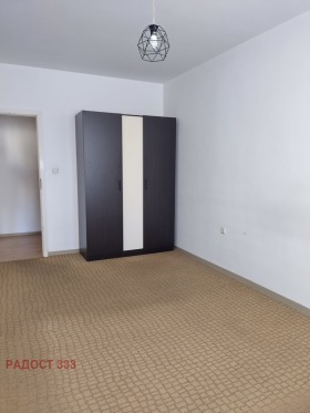 2 bedroom Sveta Troitsa, Sofia 8