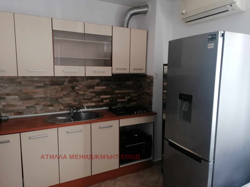 A louer  Studio Plovdiv , Tsentar , 39 m² | 70649599