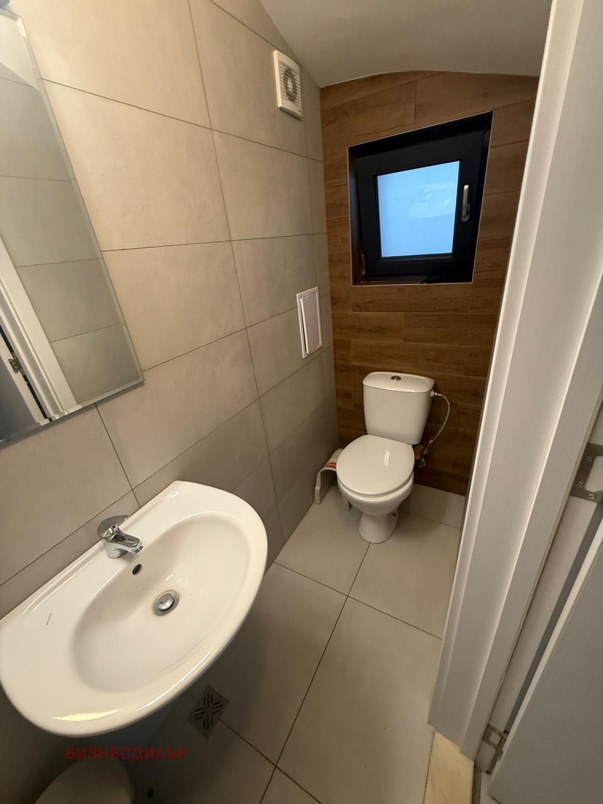 Дава под наем КЪЩА, гр. Бургас, Сарафово, снимка 6 - Къщи - 53619485