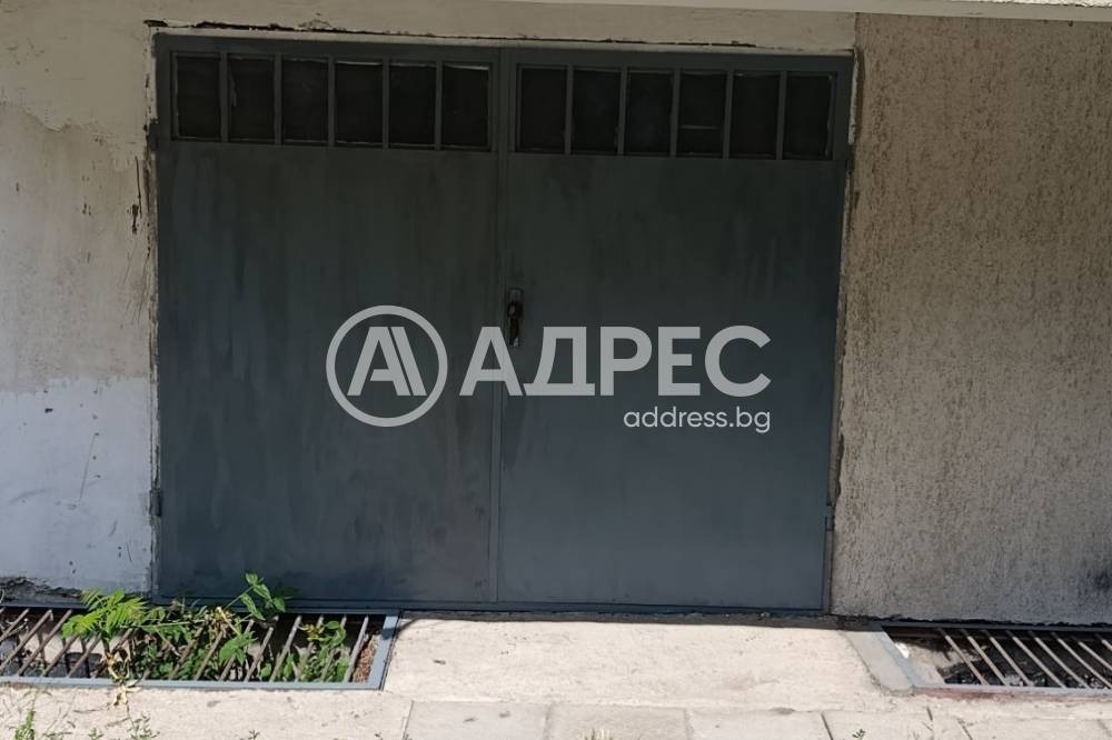 Дава под наем ГАРАЖ, ПАРКОМЯСТО, гр. София, Център