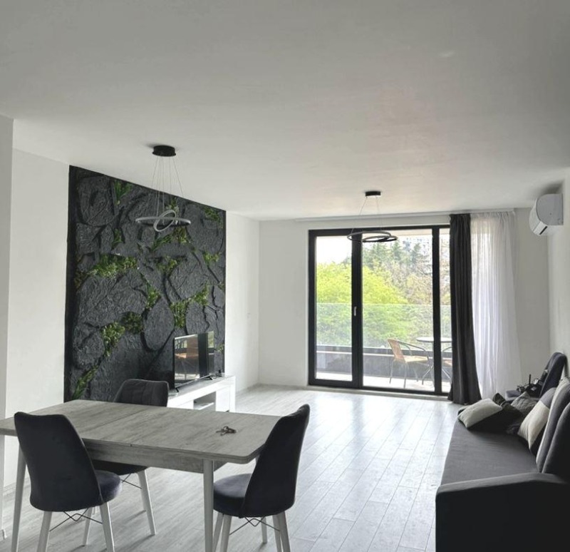 Дава под нем  4-стаен, град Варна, Бриз • 1 000 EUR • ID 39605535 — holmes.bg - [1] 